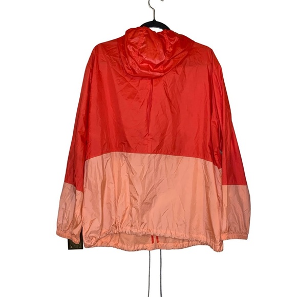 Columbia Women's Flash Forward Windbreaker Jacket. - Picture 3 of 5